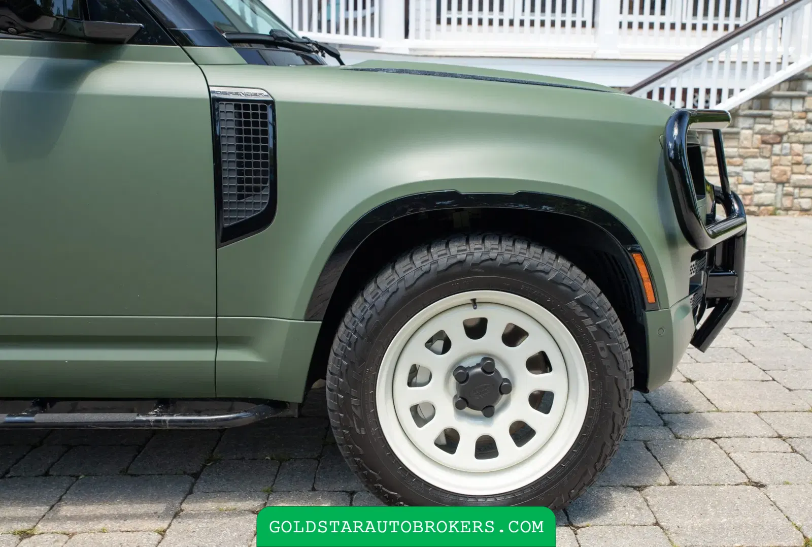 2022 Land Rover Defender 110 V8