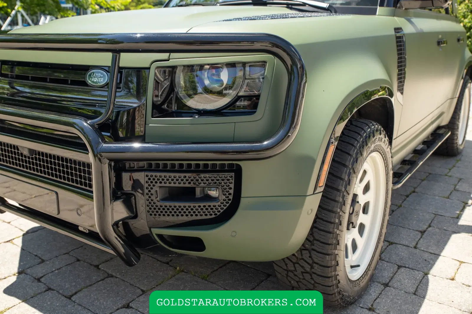 2022 Land Rover Defender 110 V8