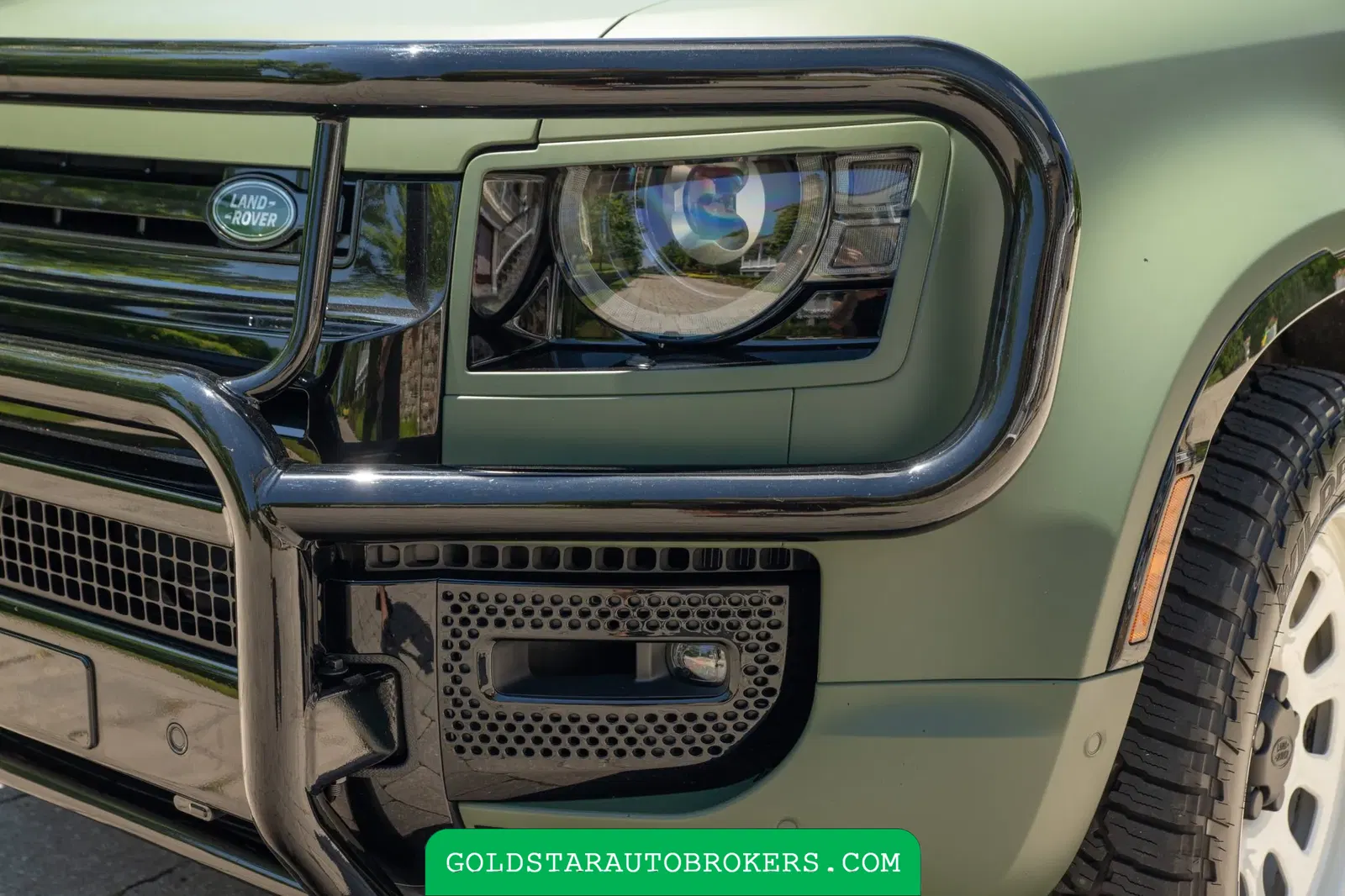 2022 Land Rover Defender 110 V8