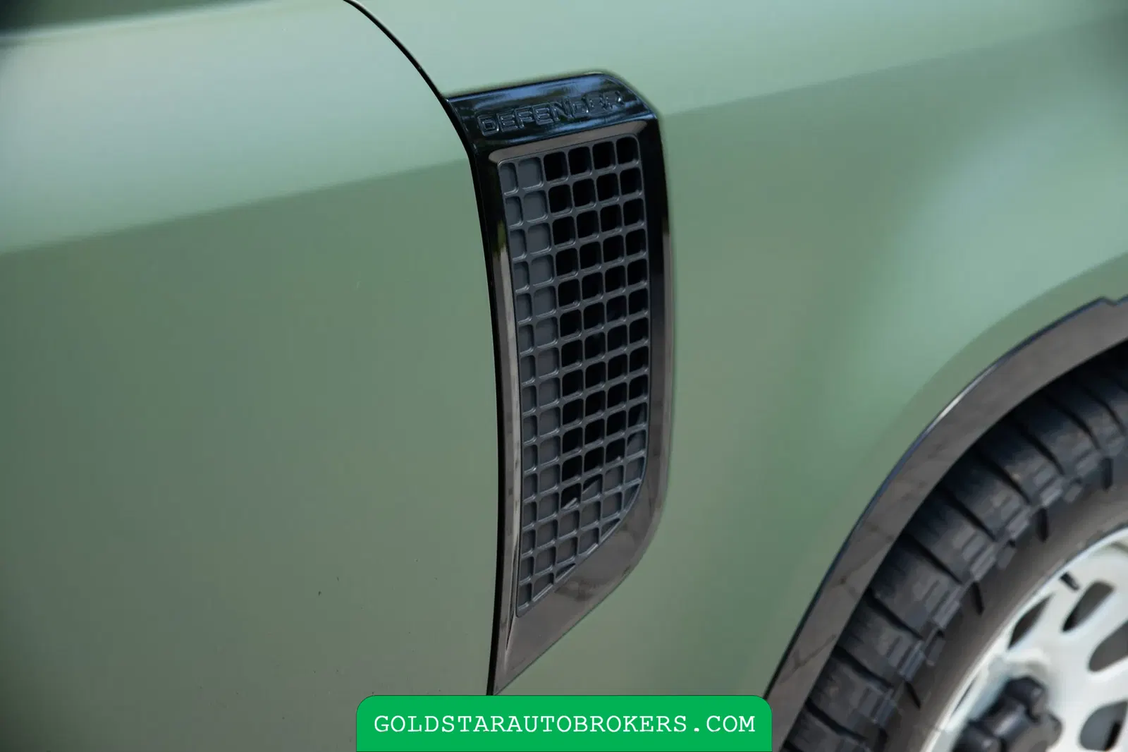 2022 Land Rover Defender 110 V8