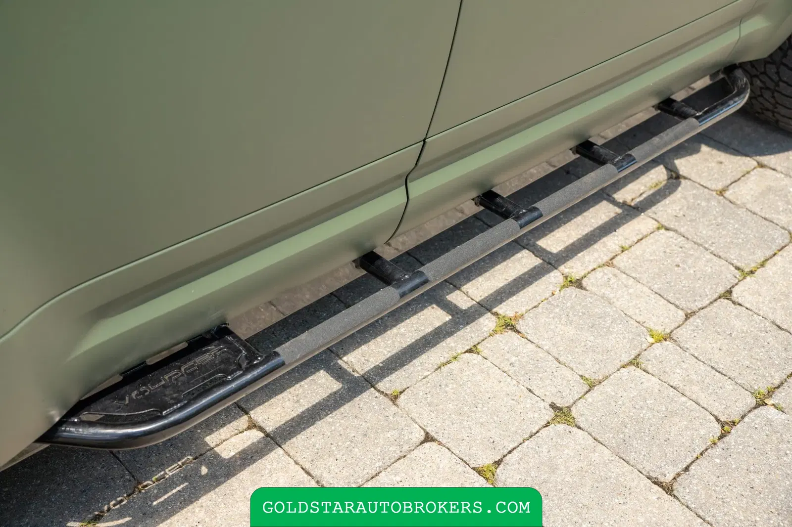 2022 Land Rover Defender 110 V8