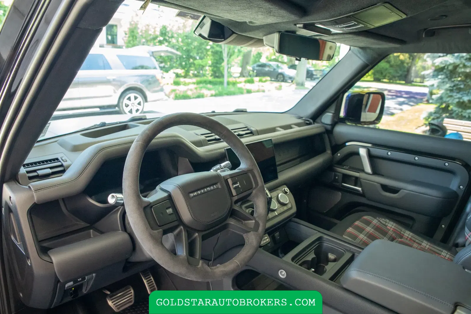 2022 Land Rover Defender 110 V8