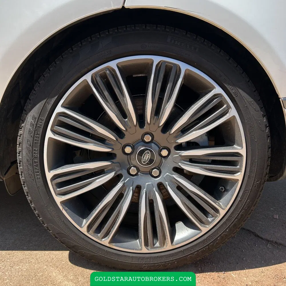 2021 Land Rover Range Rover P525 HSE Westminster Edition