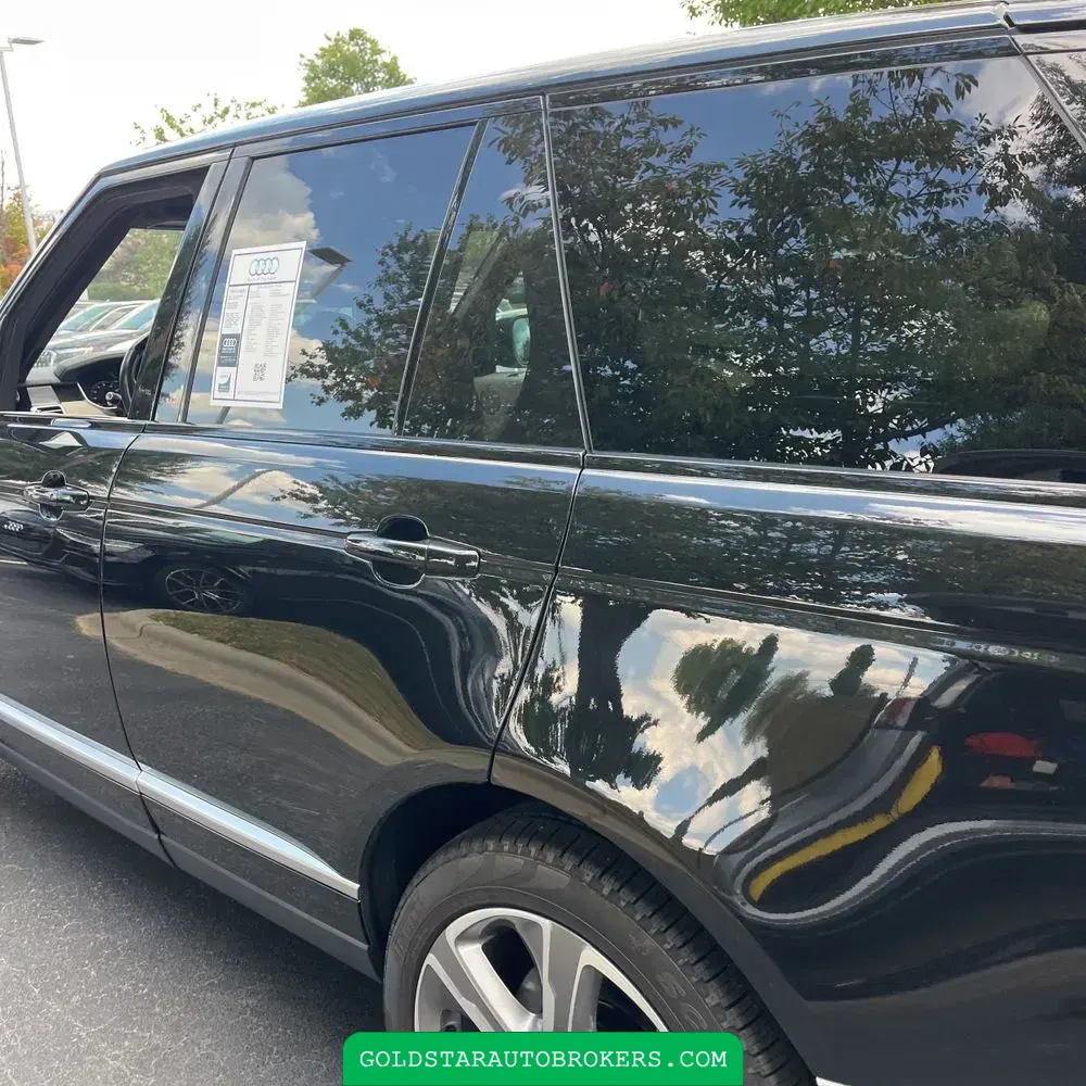 2022 Land Rover Range Rover P525 HSE Westminster Edition