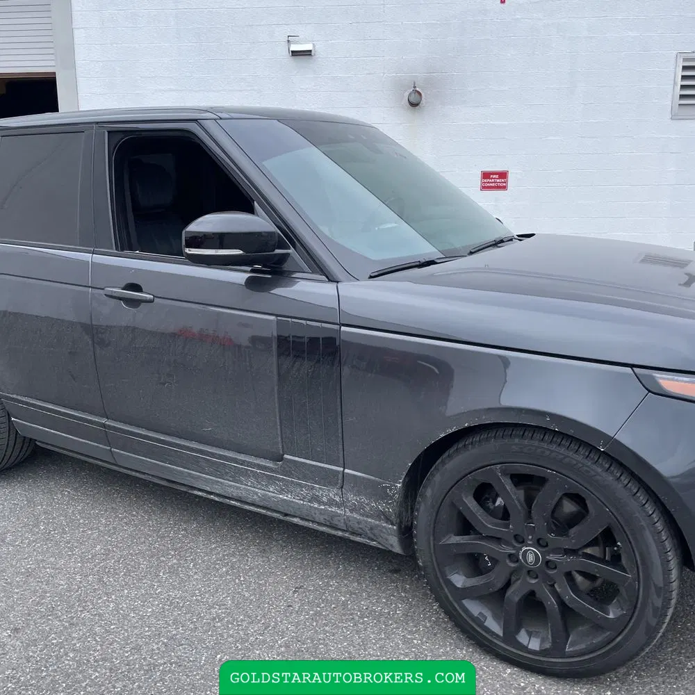 2020 Land Rover Range Rover P525 HSE