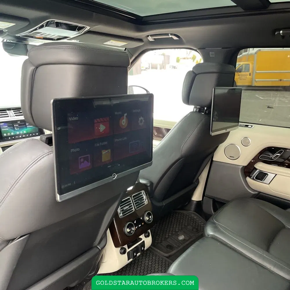 2020 Land Rover Range Rover P525 HSE