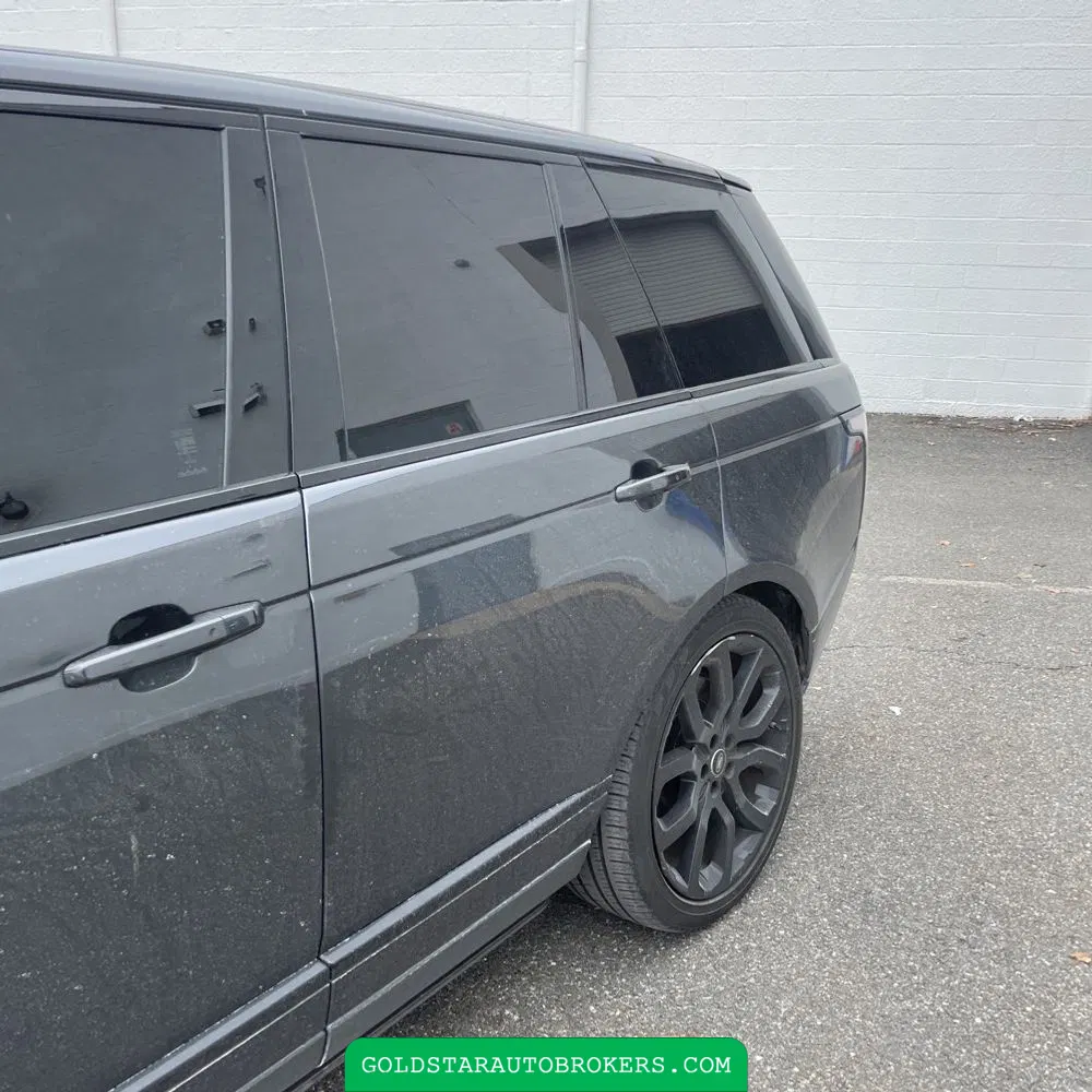 2020 Land Rover Range Rover P525 HSE