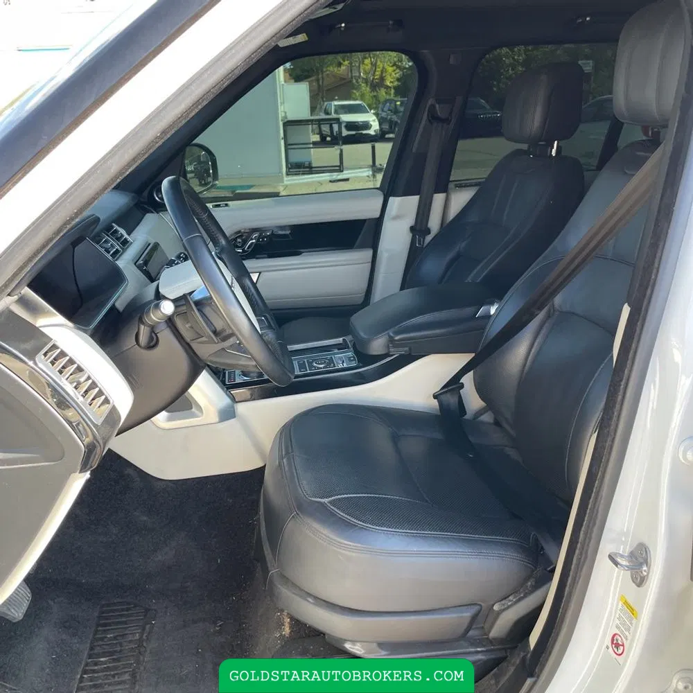 2020 Land Rover Range Rover P525 HSE