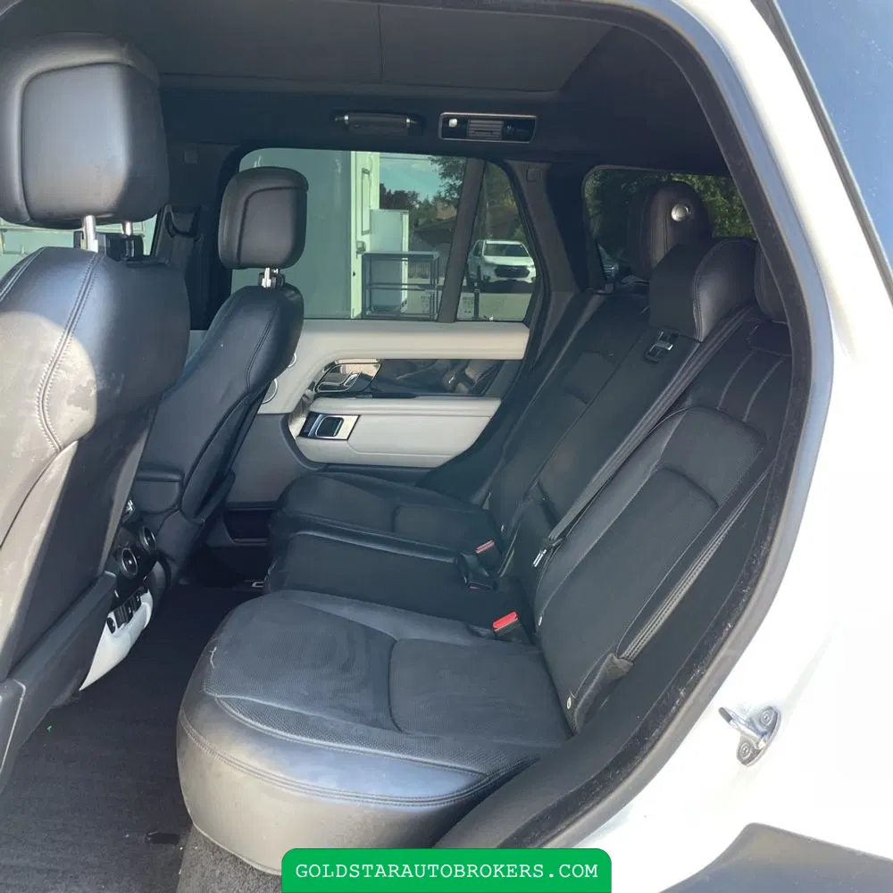 2020 Land Rover Range Rover P525 HSE
