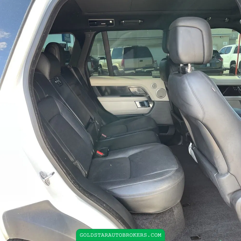 2020 Land Rover Range Rover P525 HSE