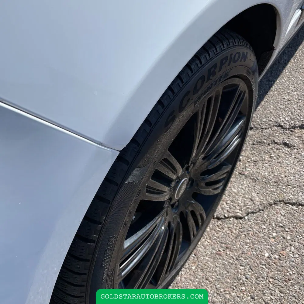 2020 Land Rover Range Rover P525 HSE