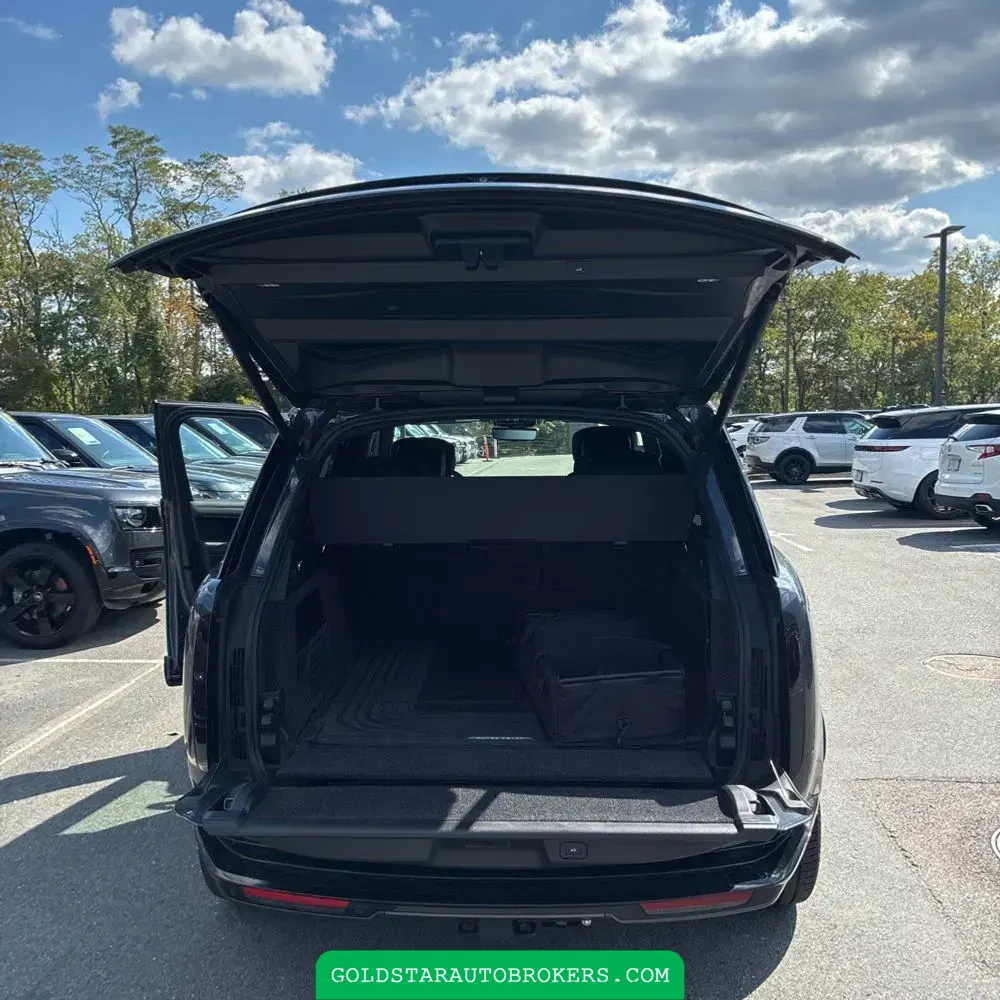 2024 Land Rover Range Rover P530 Autobiography