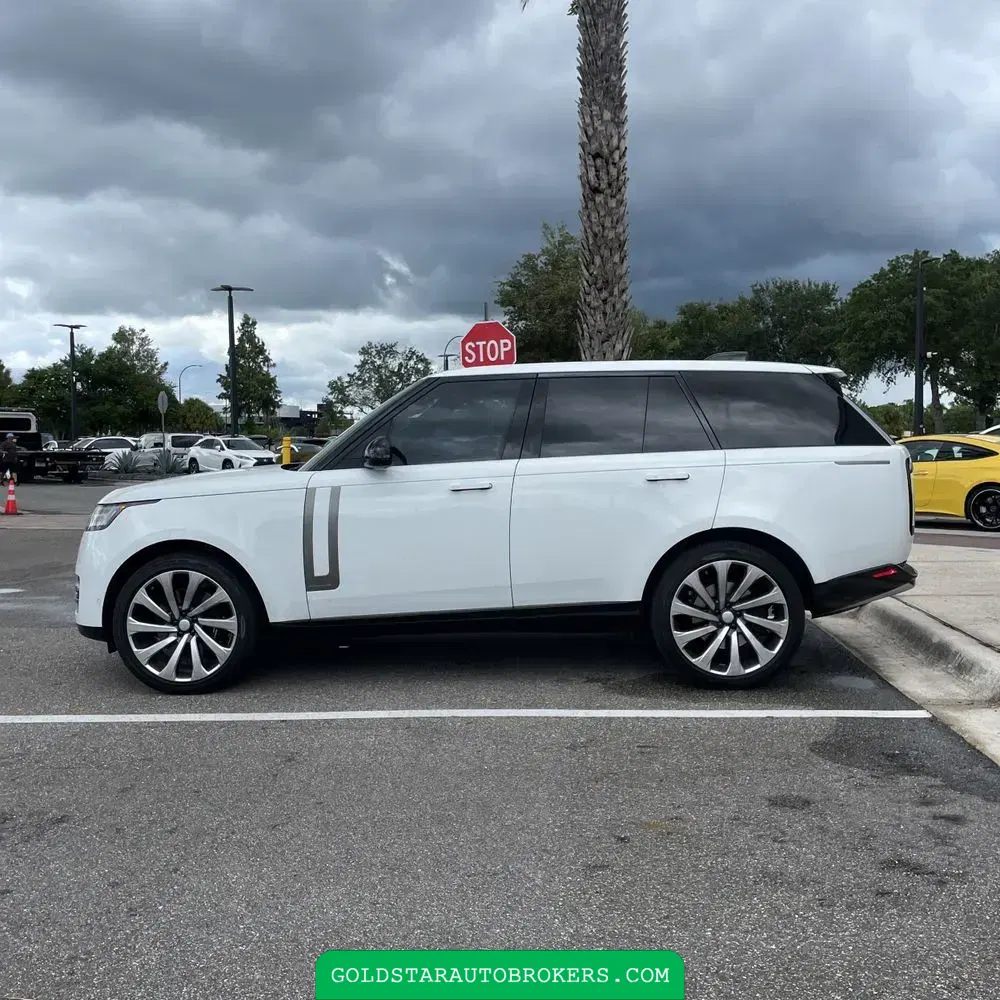 2025 Land Rover Range Rover Autobiography P530