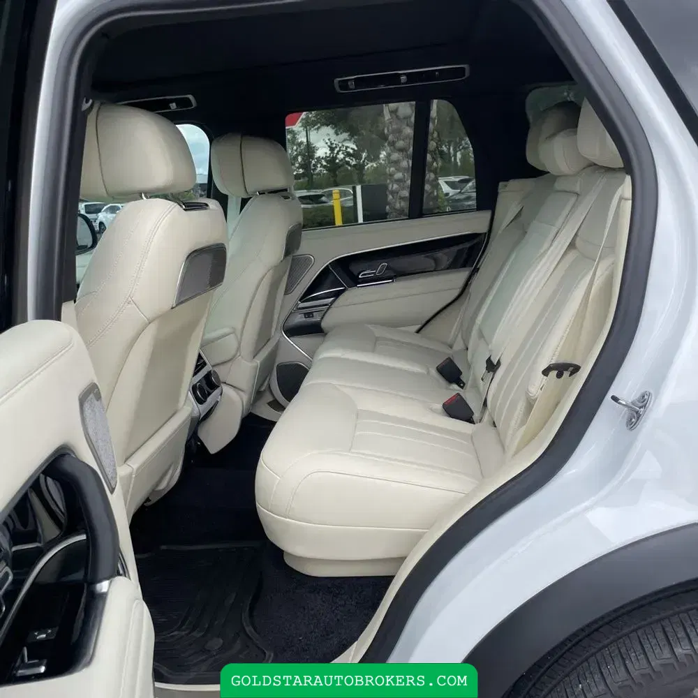 2025 Land Rover Range Rover Autobiography P530