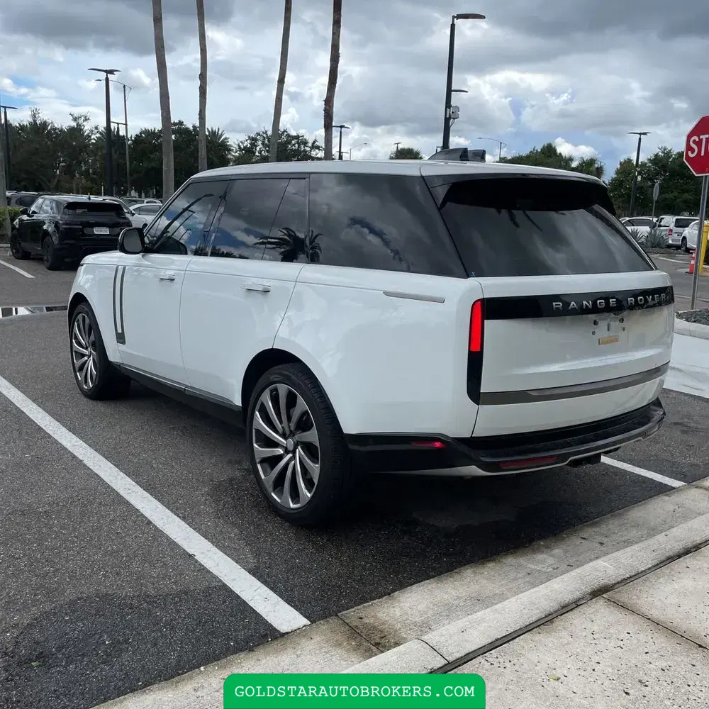 2025 Land Rover Range Rover Autobiography P530