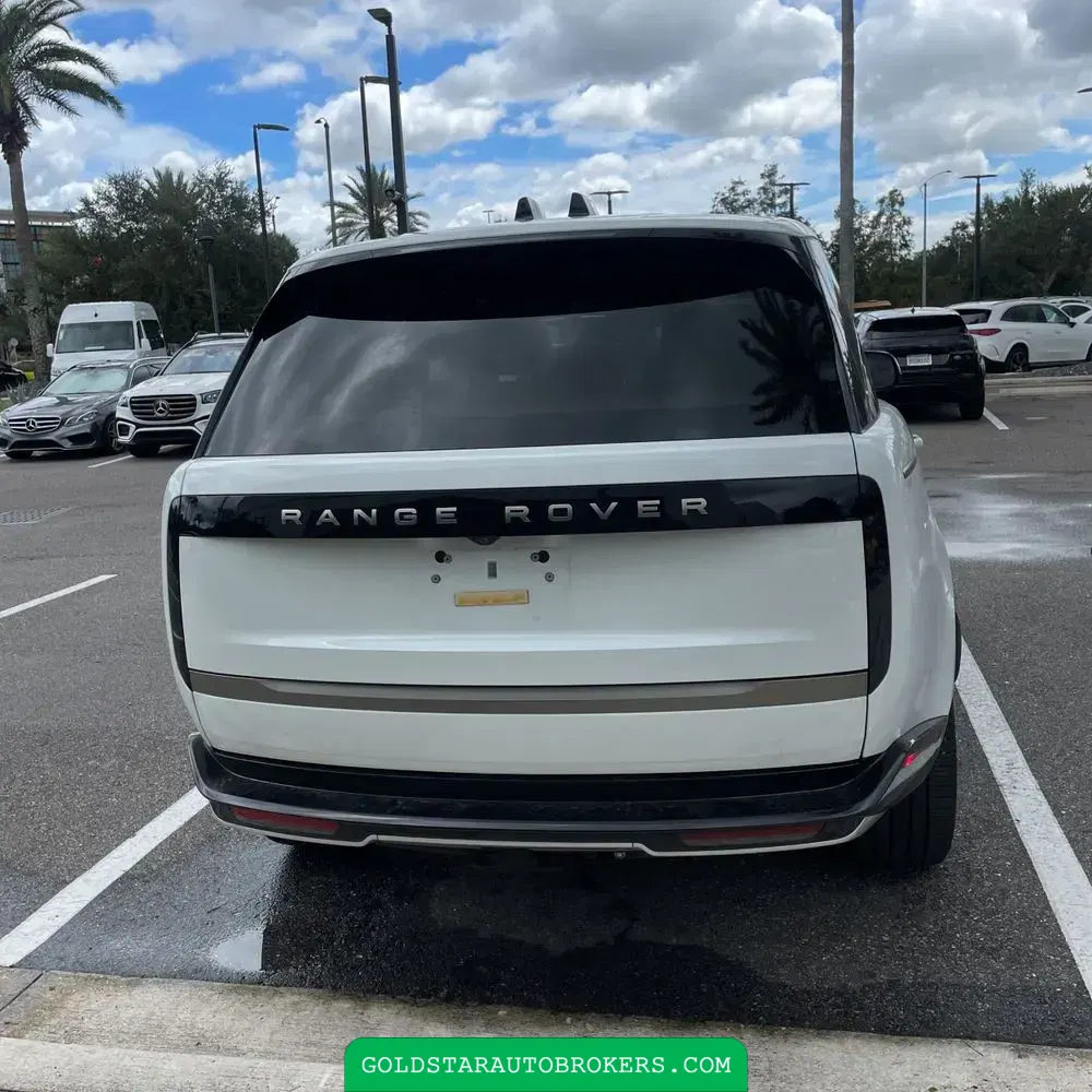 2025 Land Rover Range Rover Autobiography P530