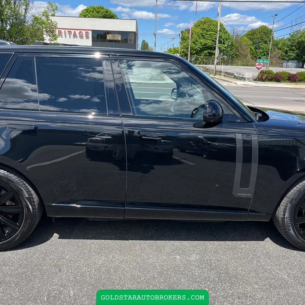 2024 Land Rover Range Rover P550e Autobiography