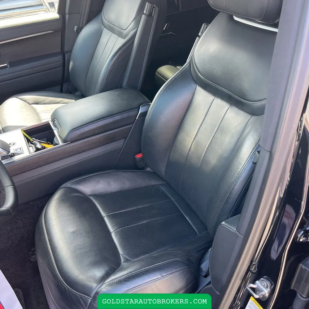 2024 Land Rover Range Rover P550e Autobiography
