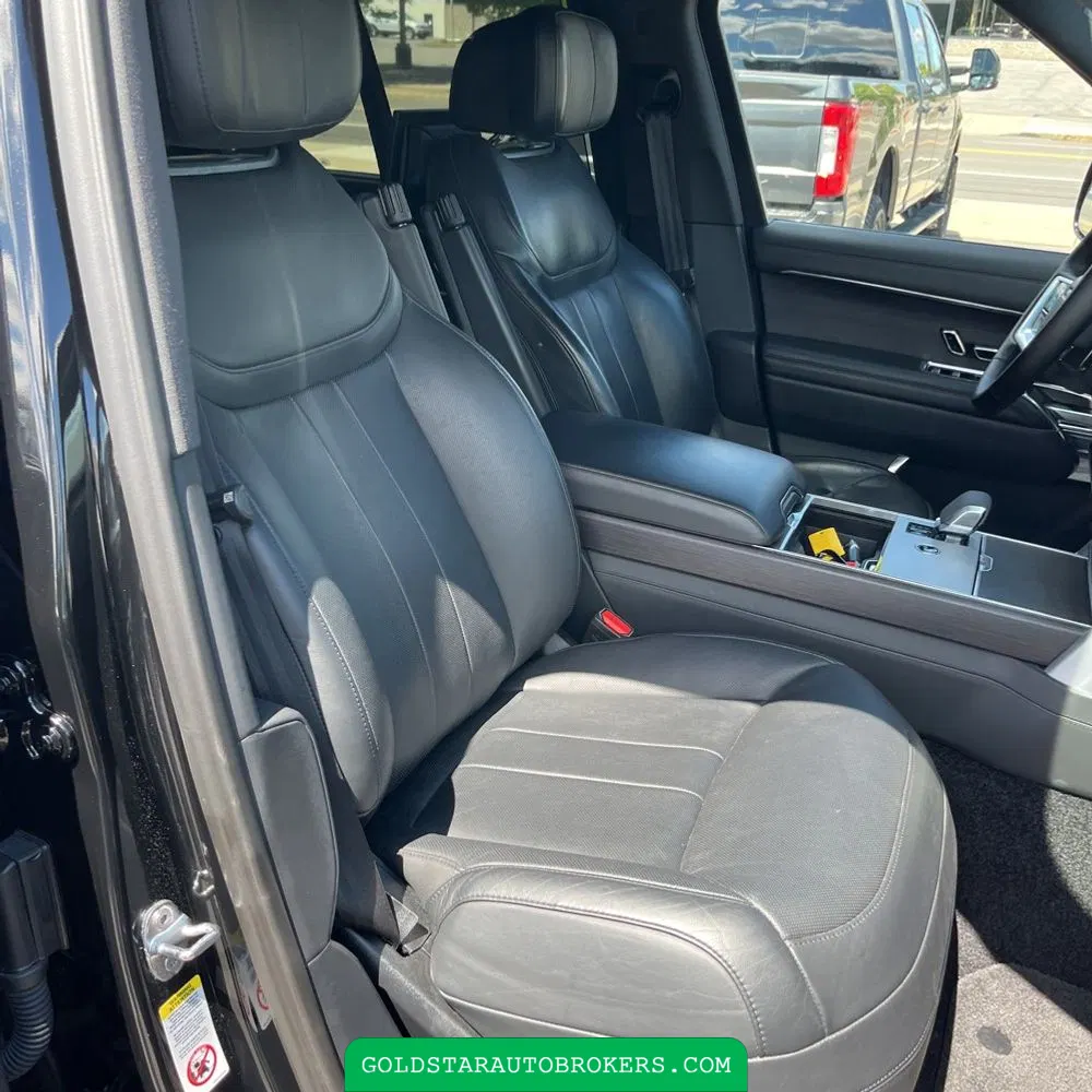 2024 Land Rover Range Rover P550e Autobiography