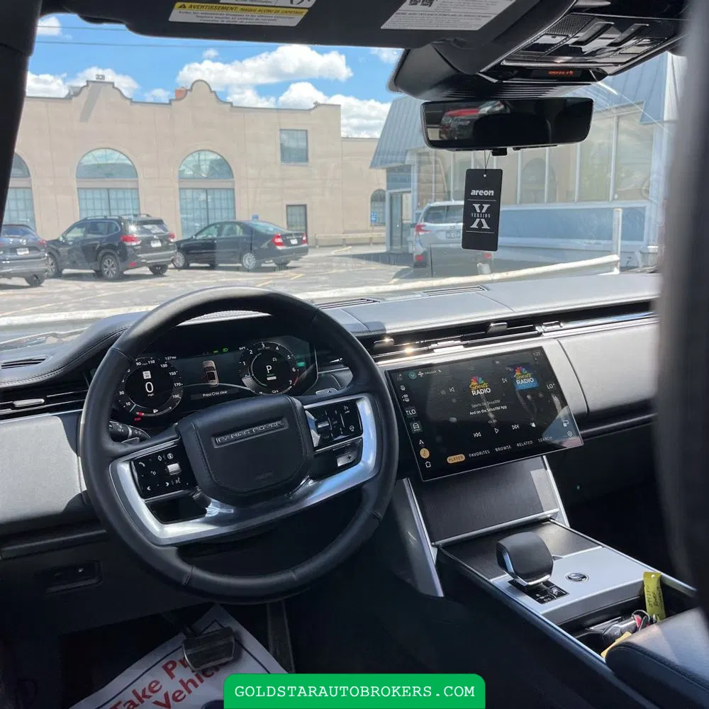 2024 Land Rover Range Rover P550e Autobiography