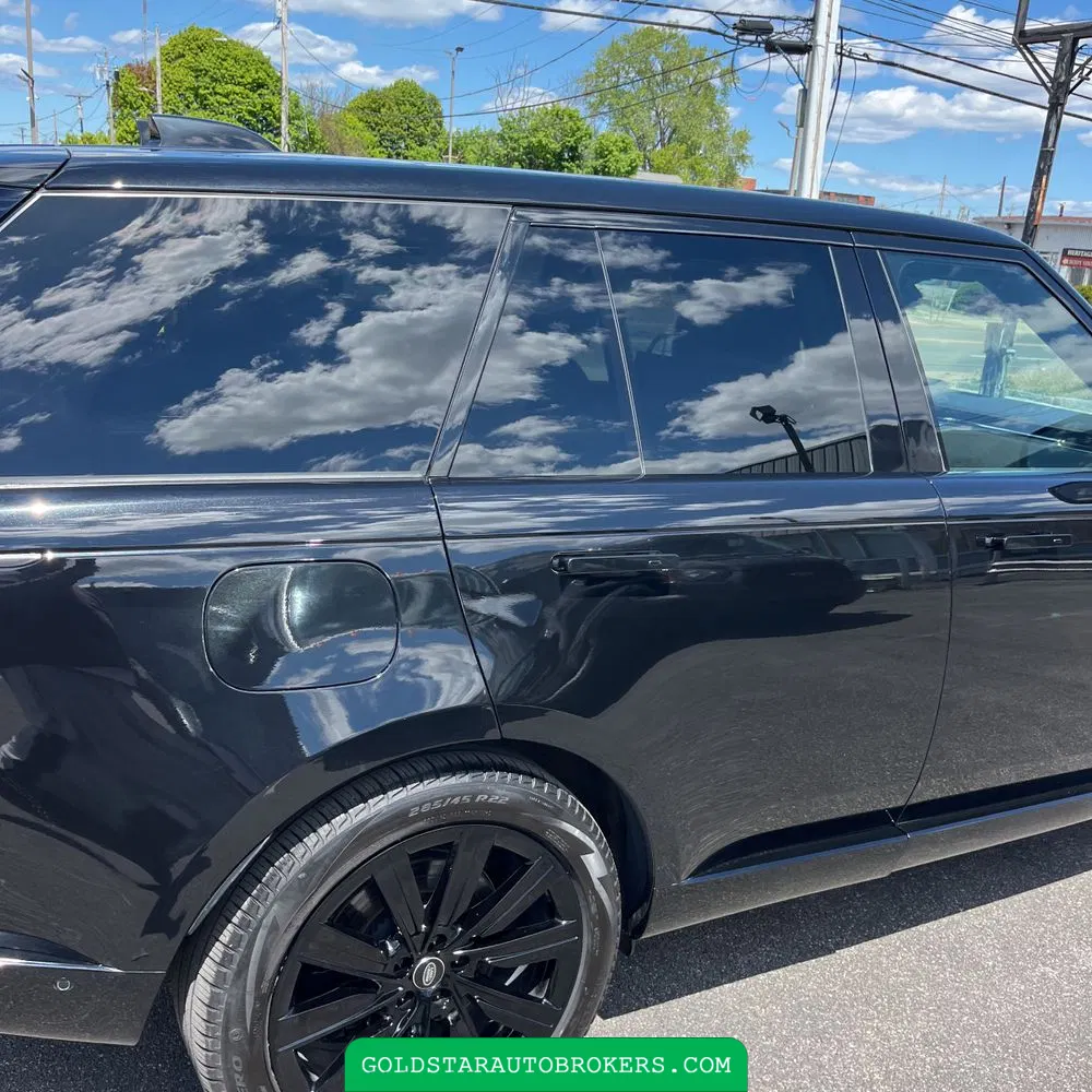 2024 Land Rover Range Rover P550e Autobiography