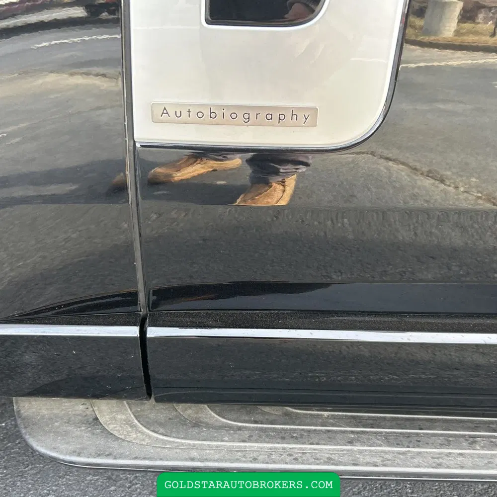 2024 Land Rover Range Rover P550e Autobiography