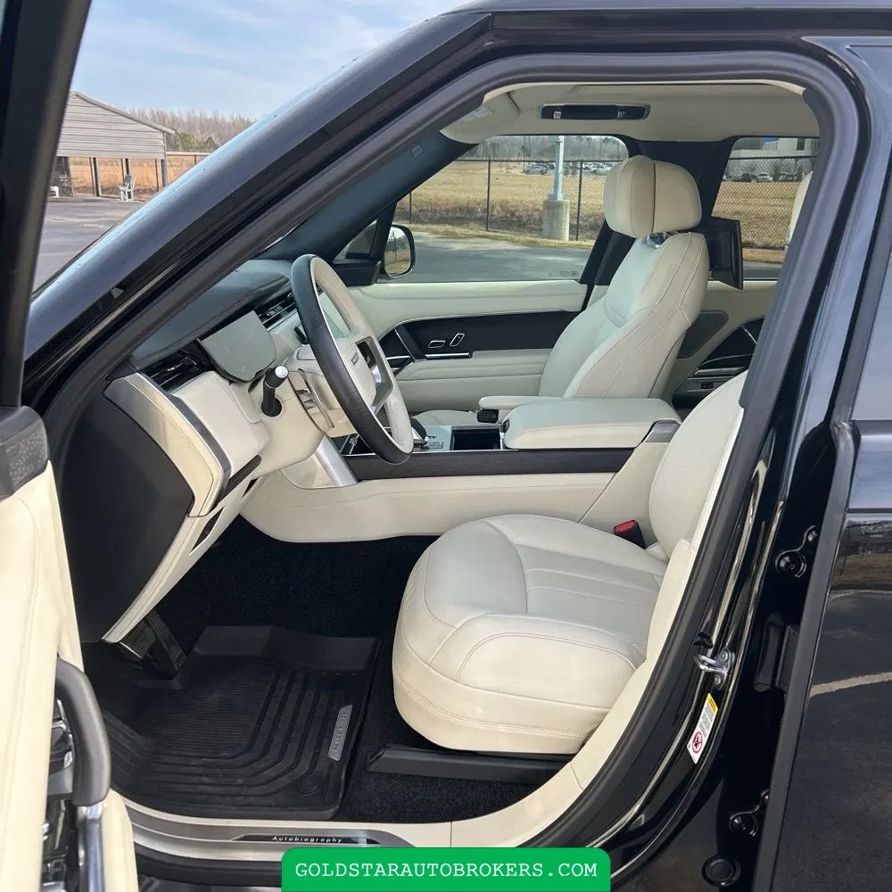 2024 Land Rover Range Rover P550e Autobiography
