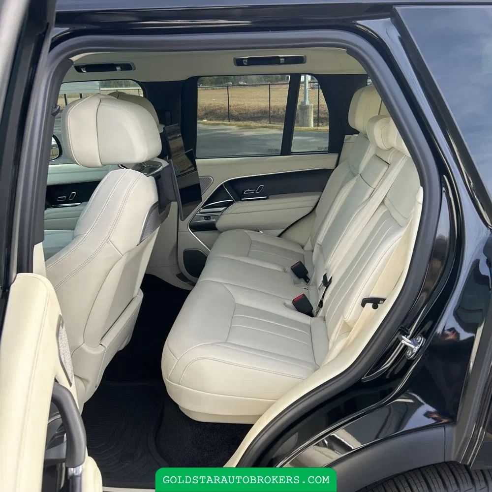 2024 Land Rover Range Rover P550e Autobiography