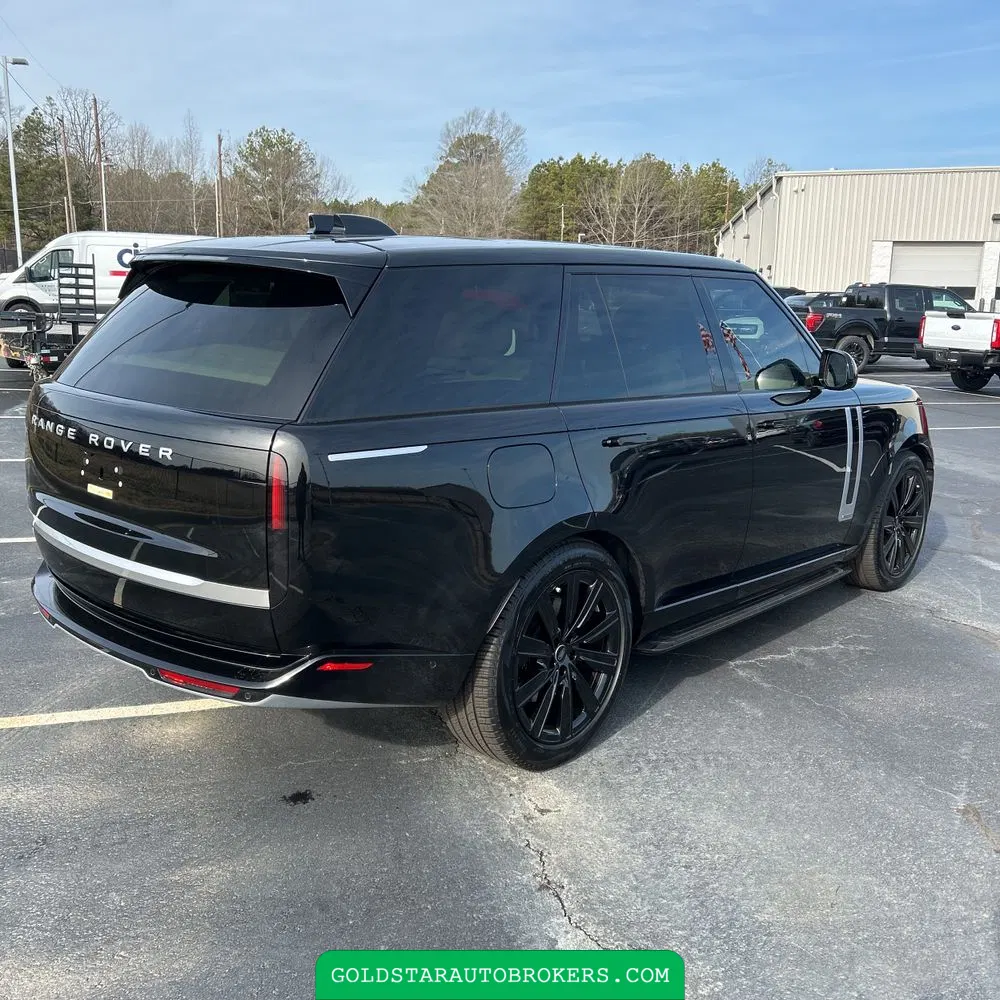2024 Land Rover Range Rover P550e Autobiography