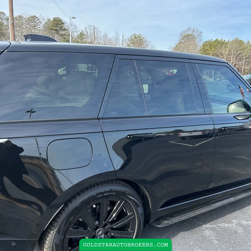 2024 Land Rover Range Rover P550e Autobiography