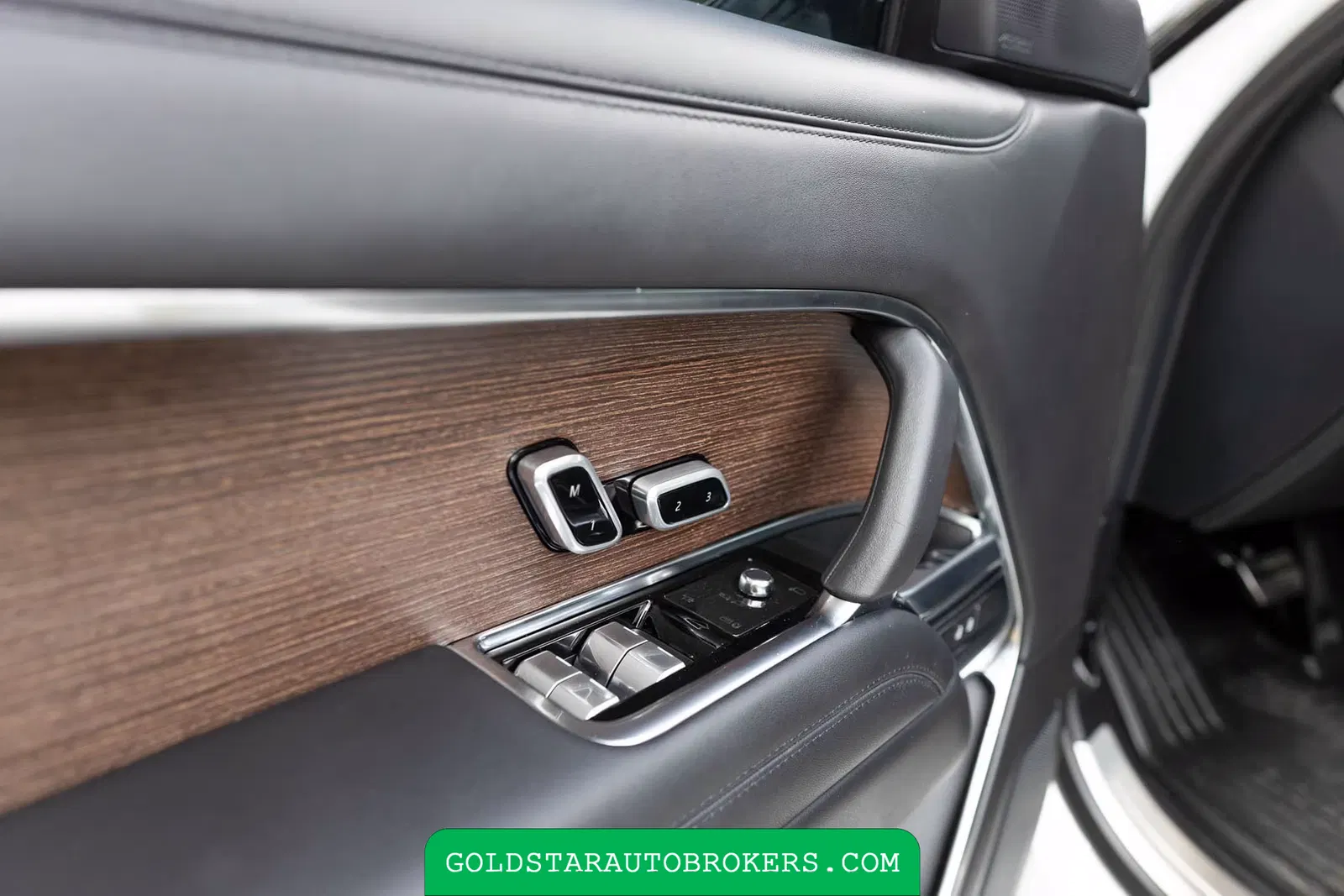 2023 Land Rover Range Rover P530 Autobiography LWB