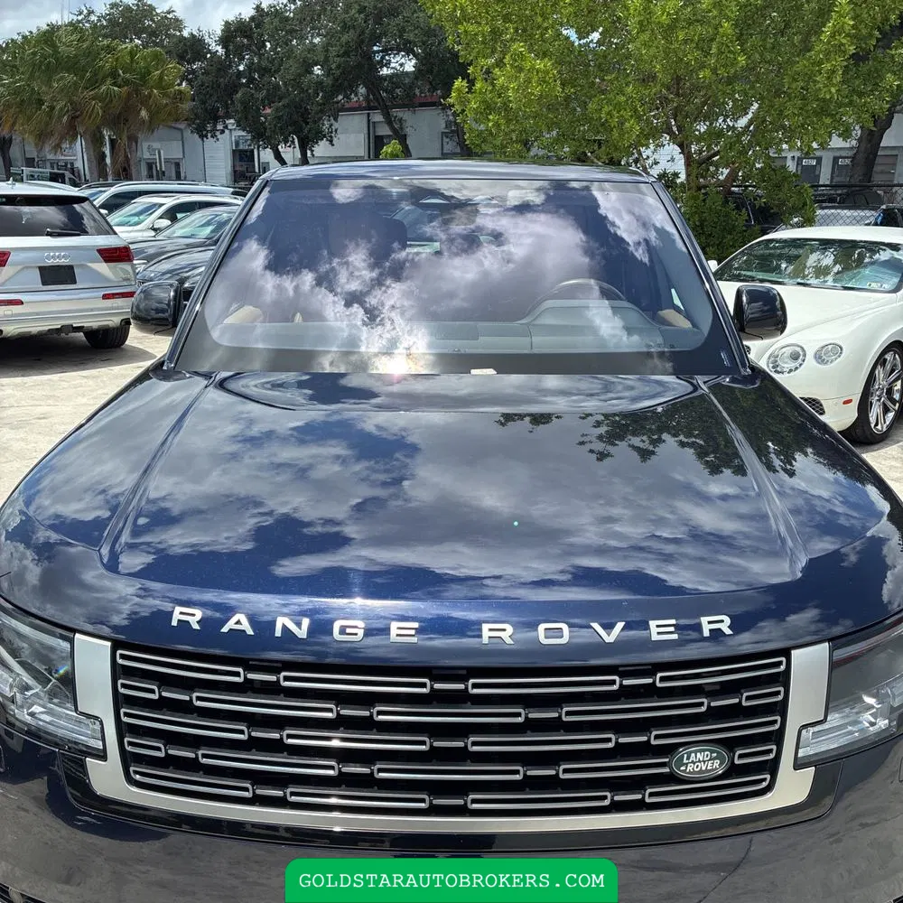 2023 Land Rover Range Rover P530 SE
