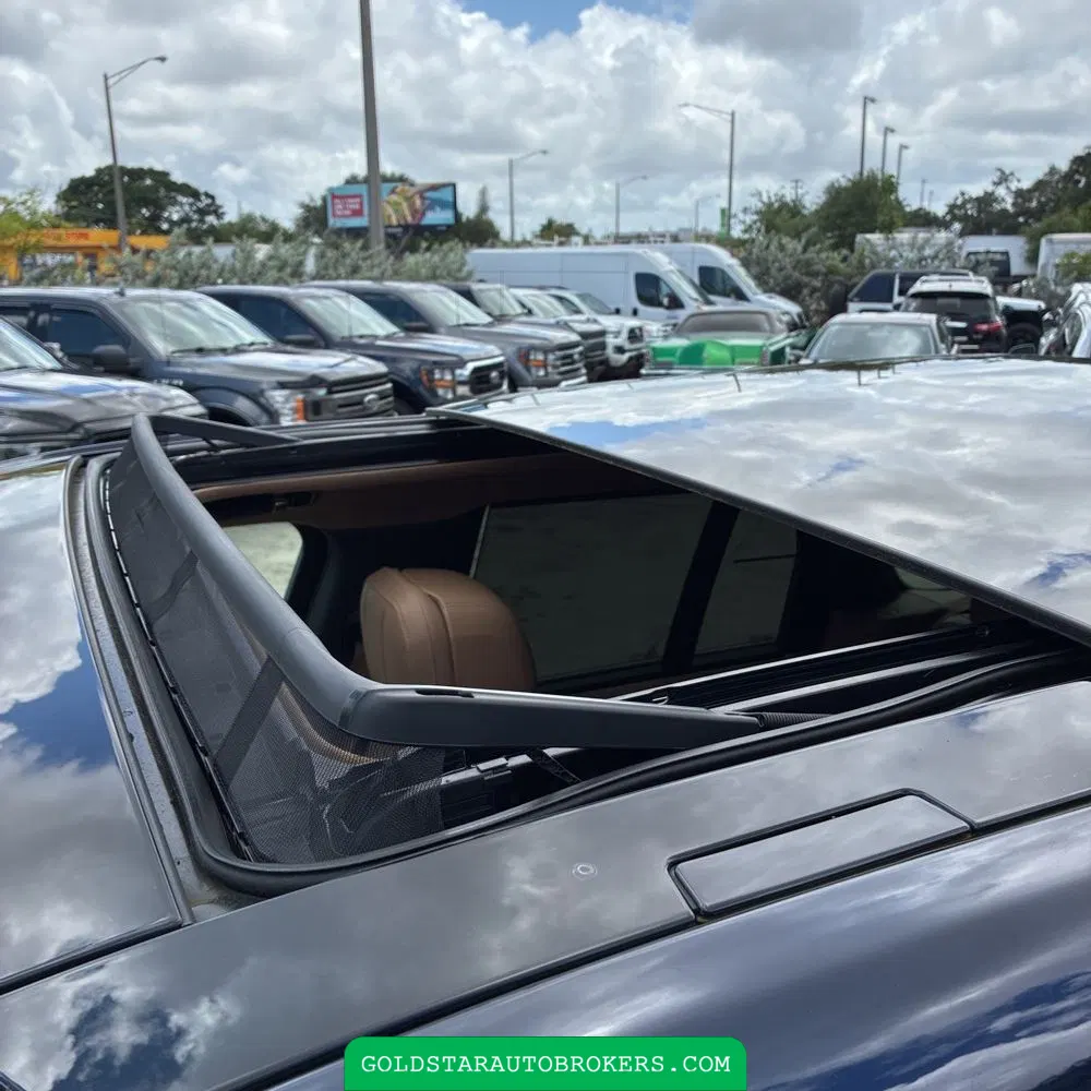 2023 Land Rover Range Rover P530 SE