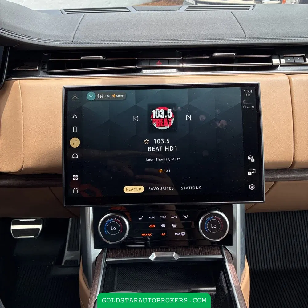 2023 Land Rover Range Rover P530 SE