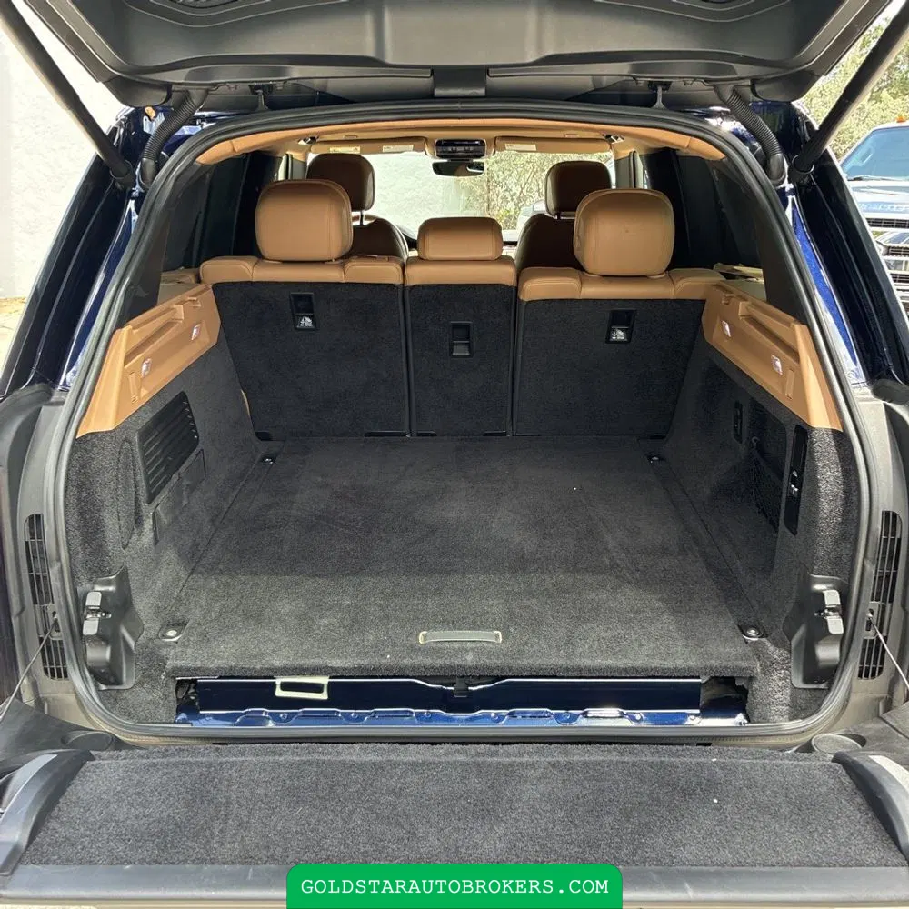 2023 Land Rover Range Rover P530 SE