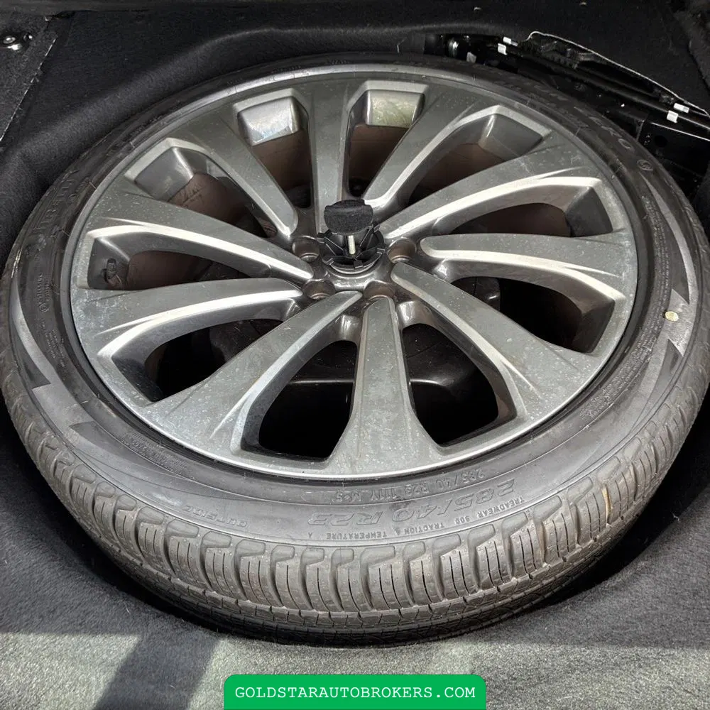 2023 Land Rover Range Rover P530 SE