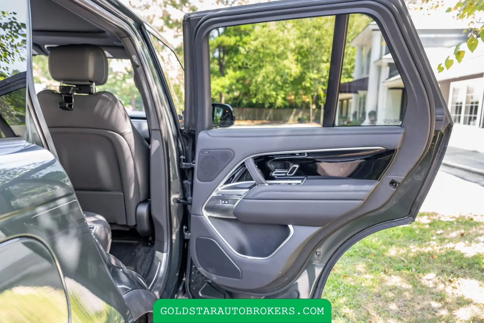 2023 Land Rover Range Rover P530 SE