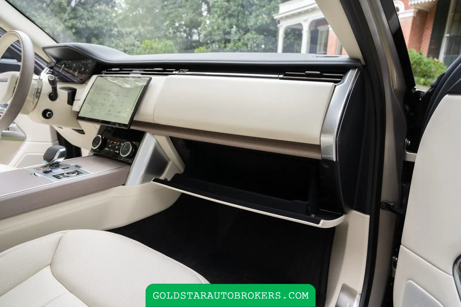 2023 Land Rover Range Rover P530 SE