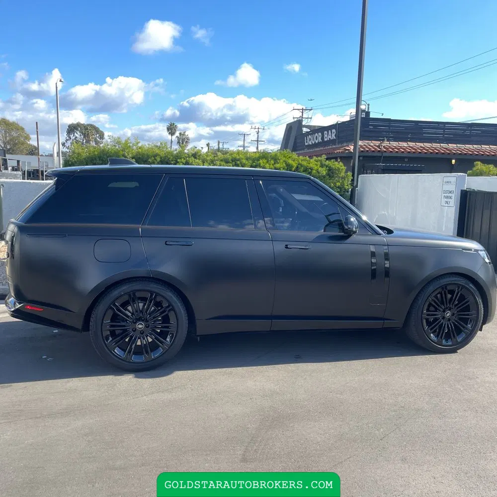 2023 Land Rover Range Rover P530 SE