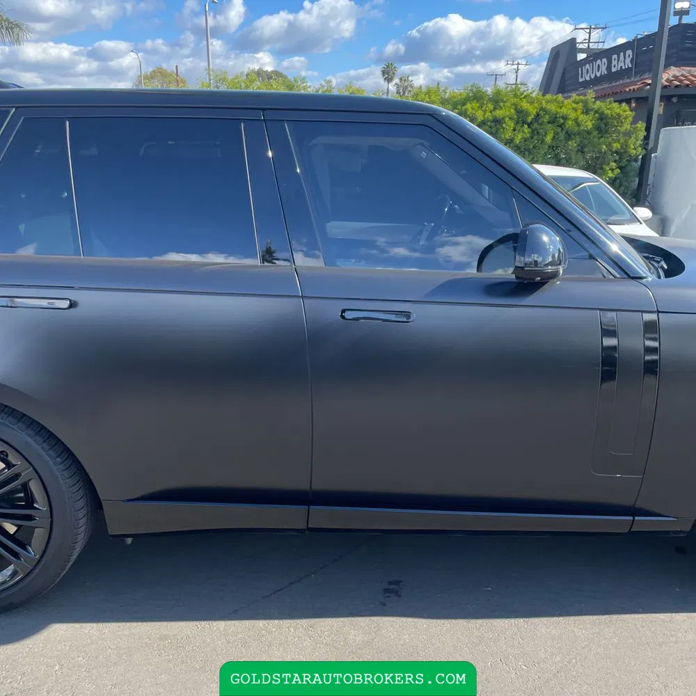 2023 Land Rover Range Rover P530 SE