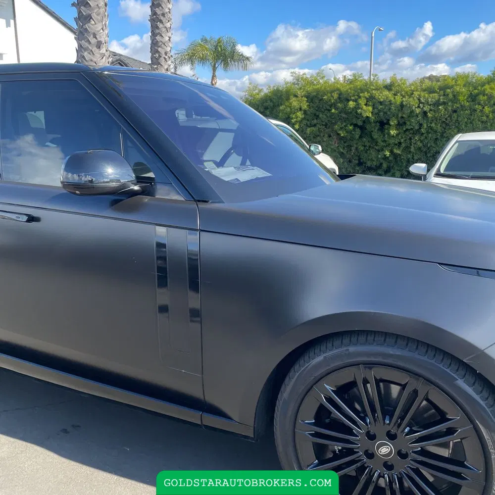 2023 Land Rover Range Rover P530 SE