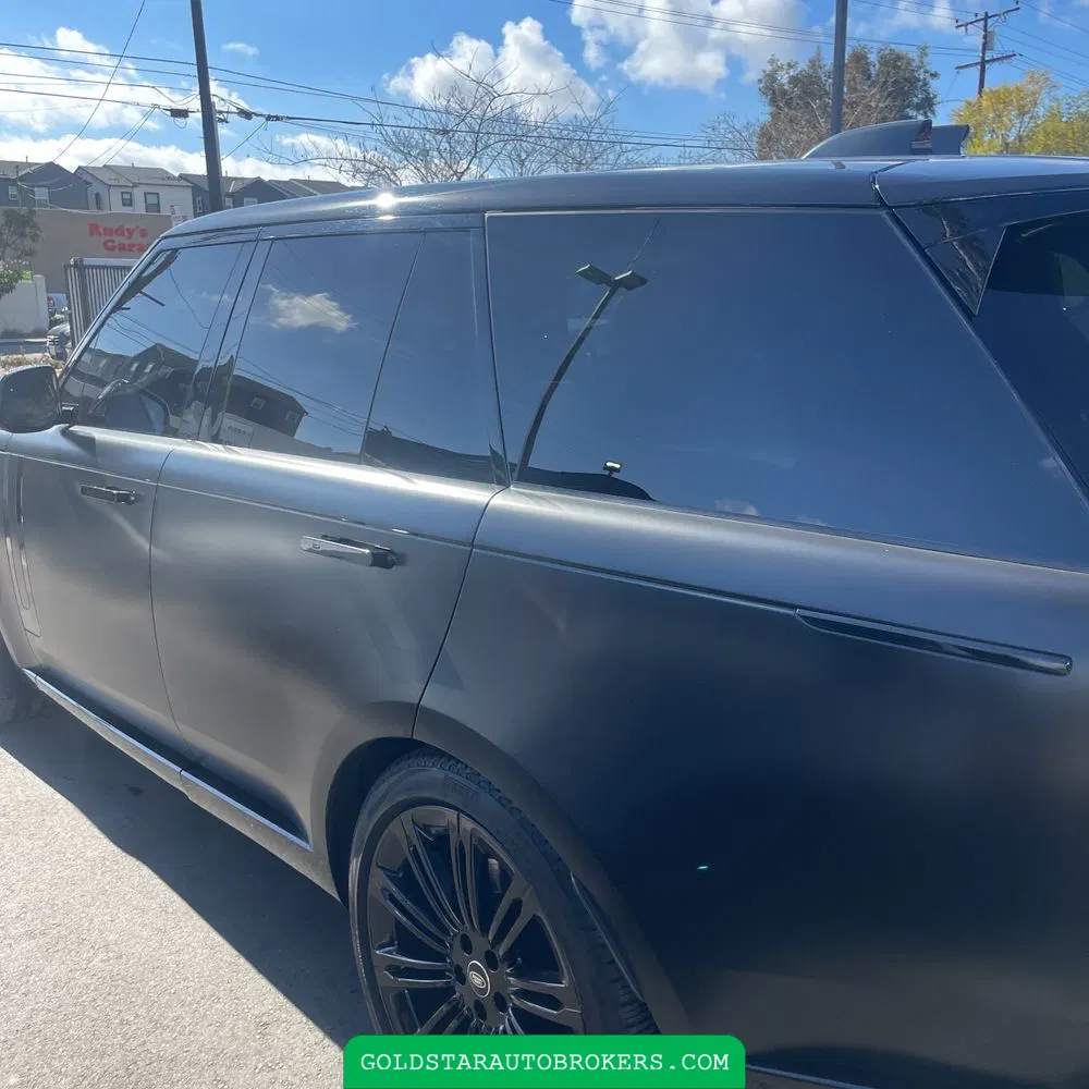 2023 Land Rover Range Rover P530 SE