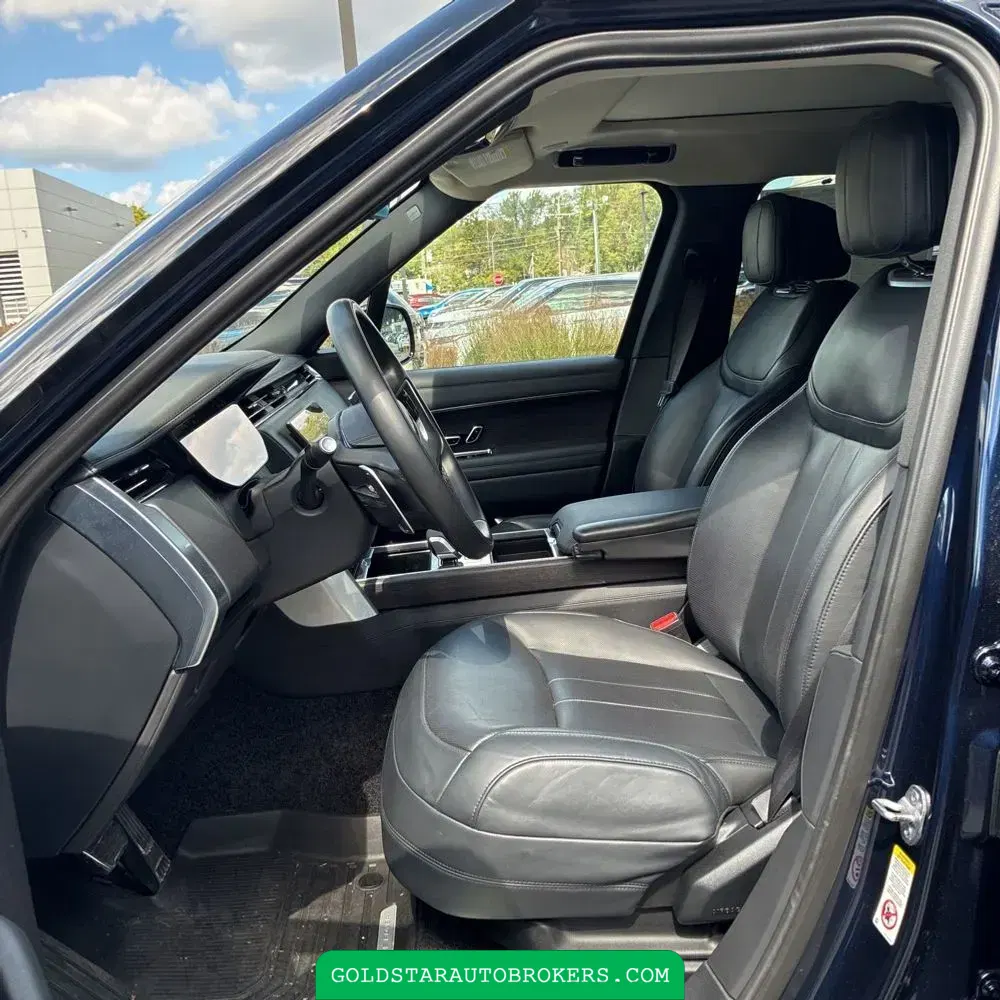 2023 Land Rover Range Rover P530 SE