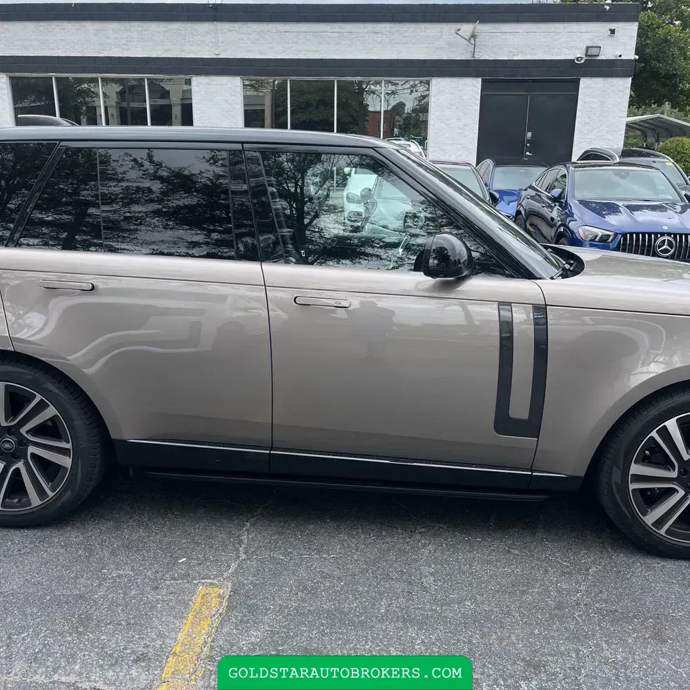 2023 Land Rover Range Rover SE