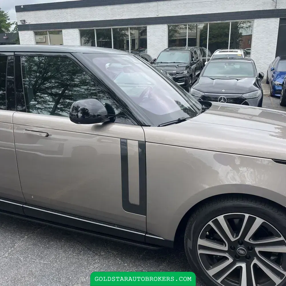 2023 Land Rover Range Rover SE