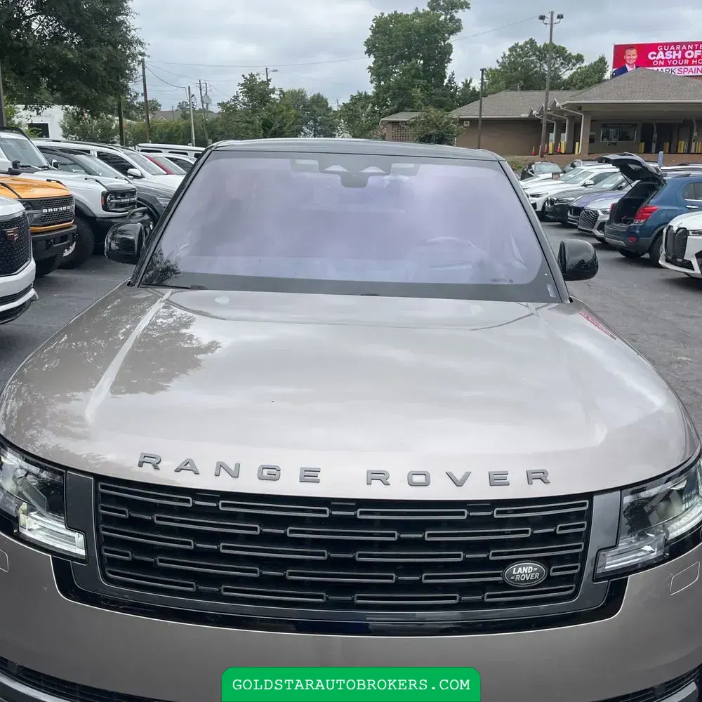 2023 Land Rover Range Rover SE