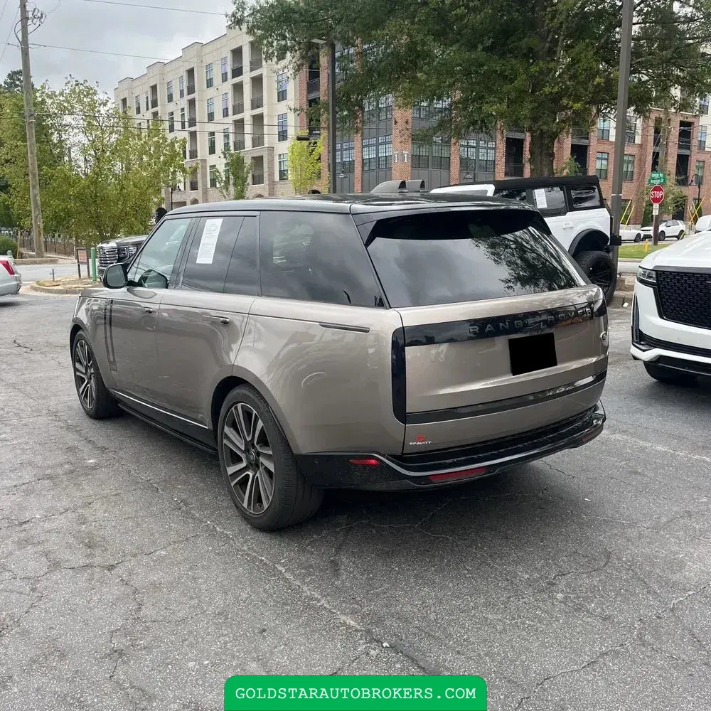 2023 Land Rover Range Rover SE