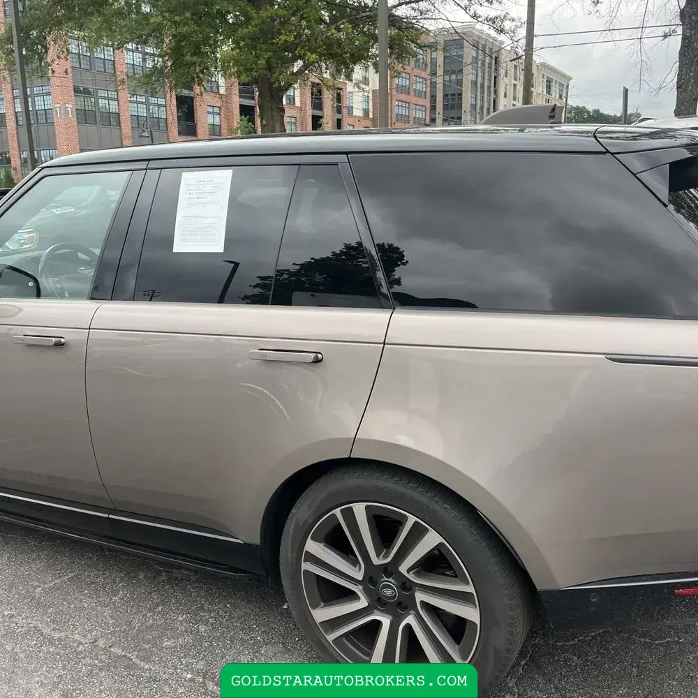 2023 Land Rover Range Rover SE