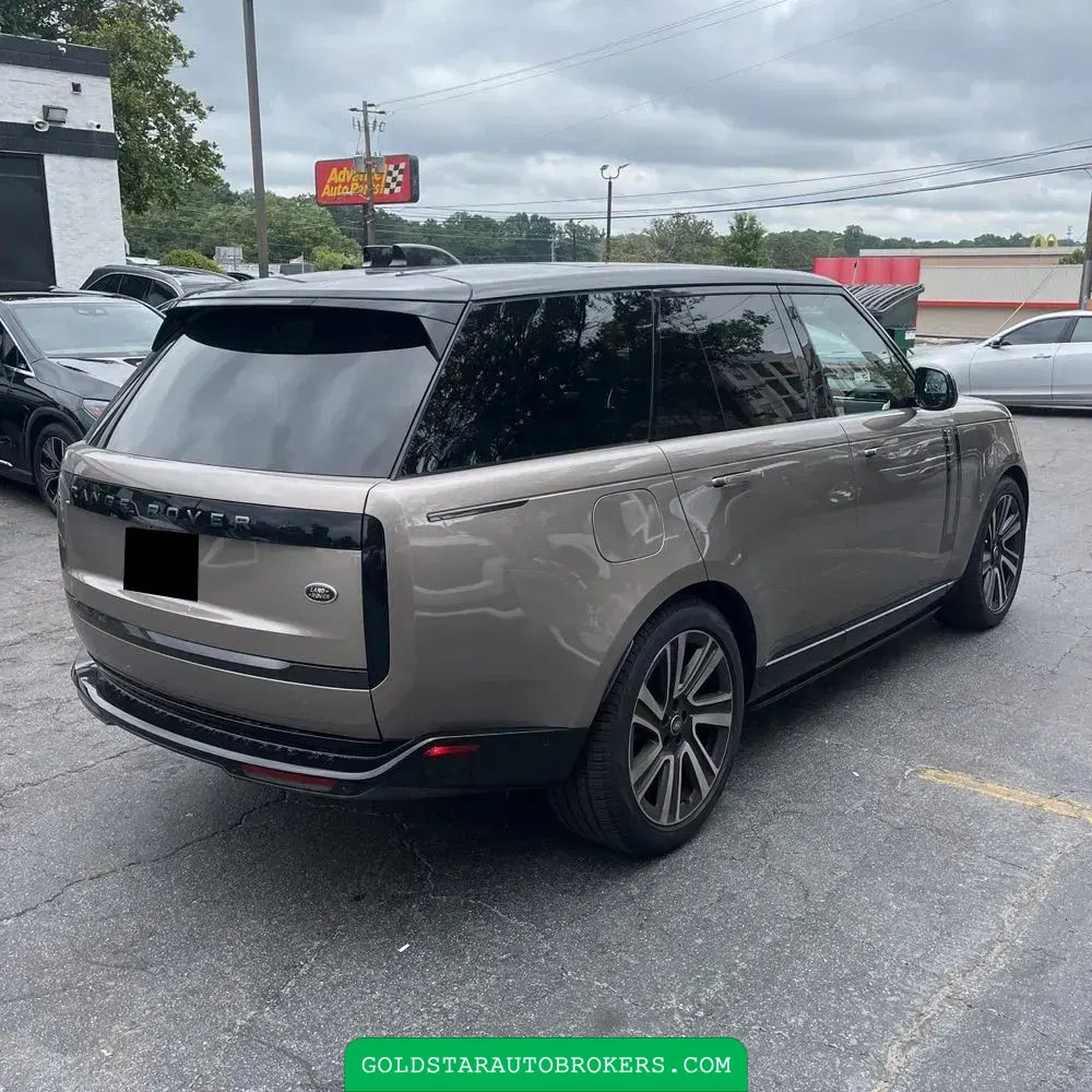 2023 Land Rover Range Rover SE