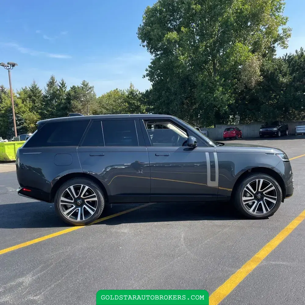 2023 Land Rover Range Rover P530 SE